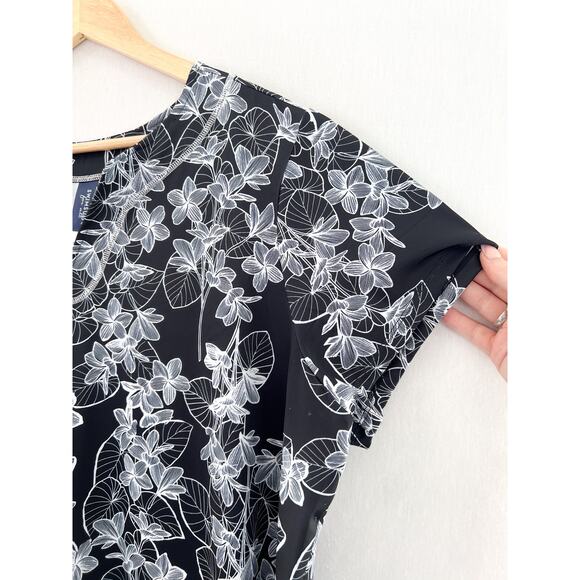 Swimsuits for All Longer Length Swim Tunic Top Size 22 Floral Modest Swimsuits - Picture 4 of 7